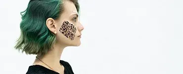 Подтяжка лица и тела тейпами